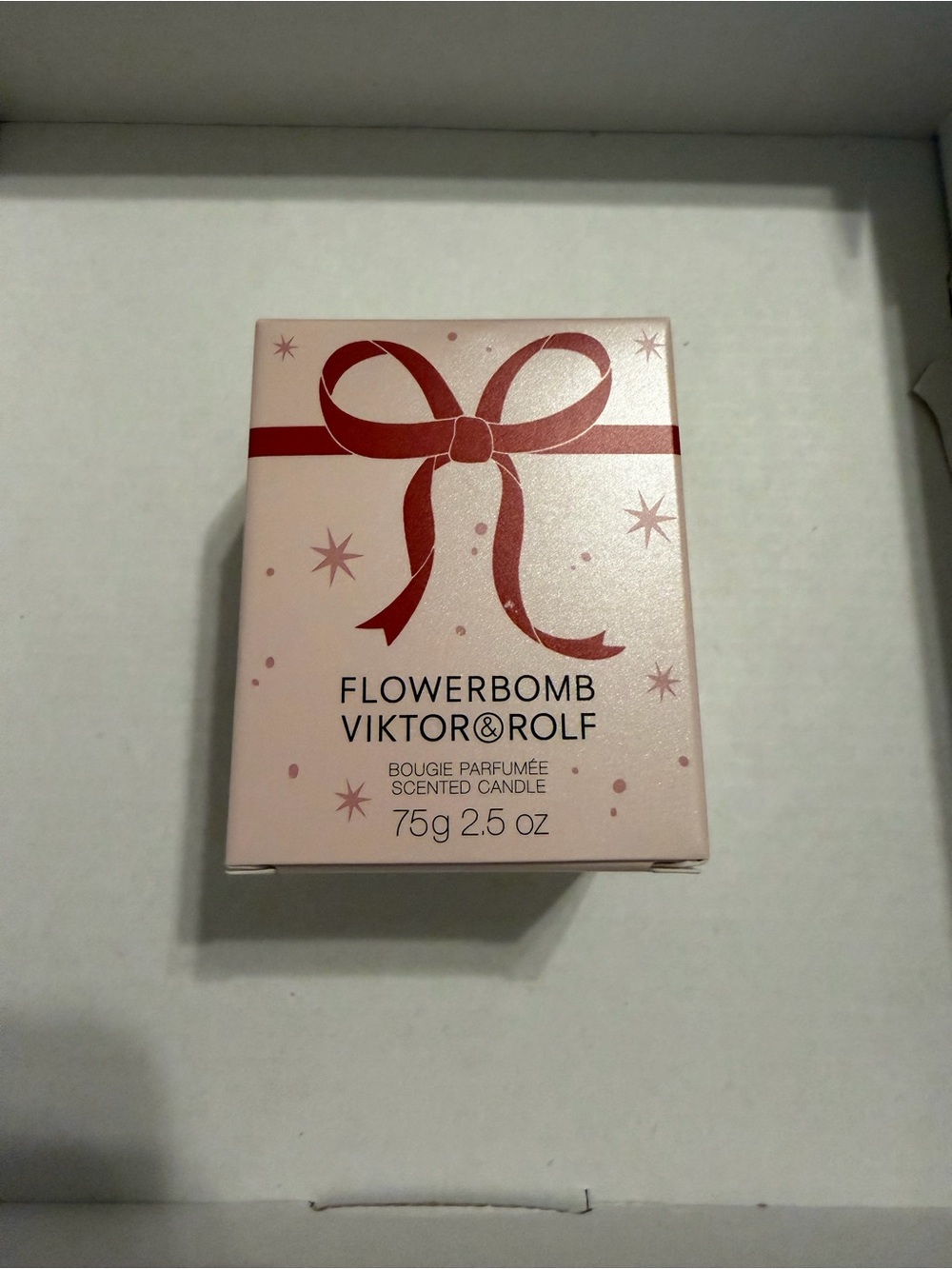 Viktor & Rolf Flowerbomb Scented Candle 2.5 oz